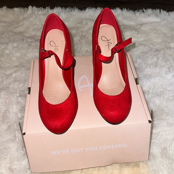 Red heels gently used - Picture 2 of 5